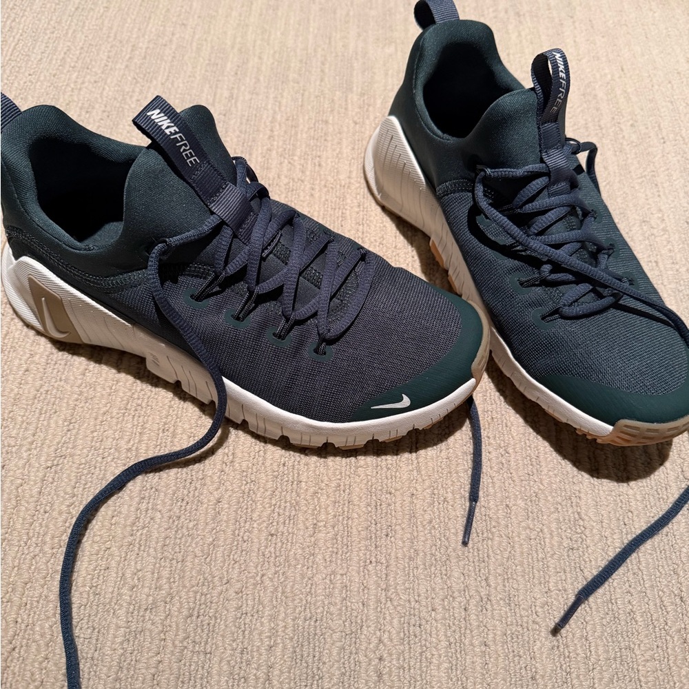 NEW! Nike Free Deep Green Athletic Shoes